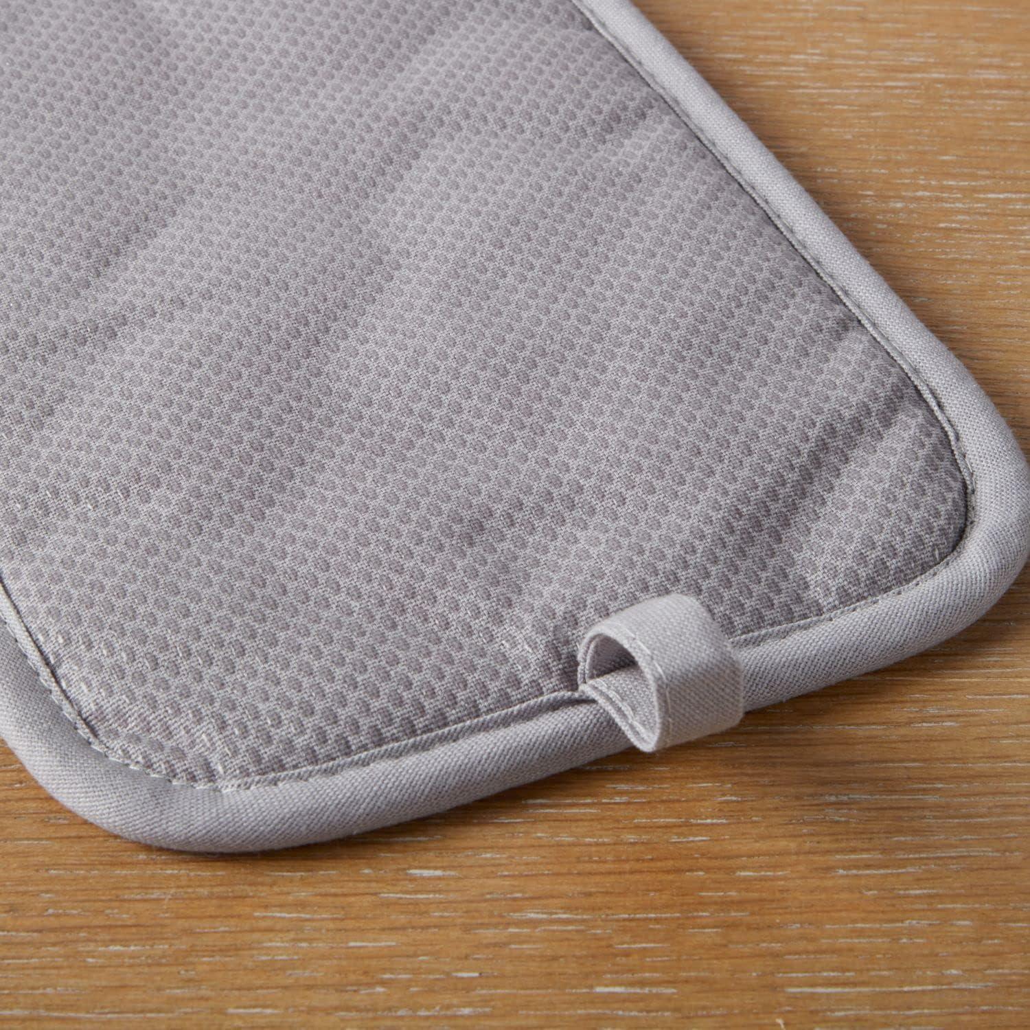 imageMartha Stewart Daisy Stripe Pot Holder Set 2Pack Green 7quotx10quotGreyYellow