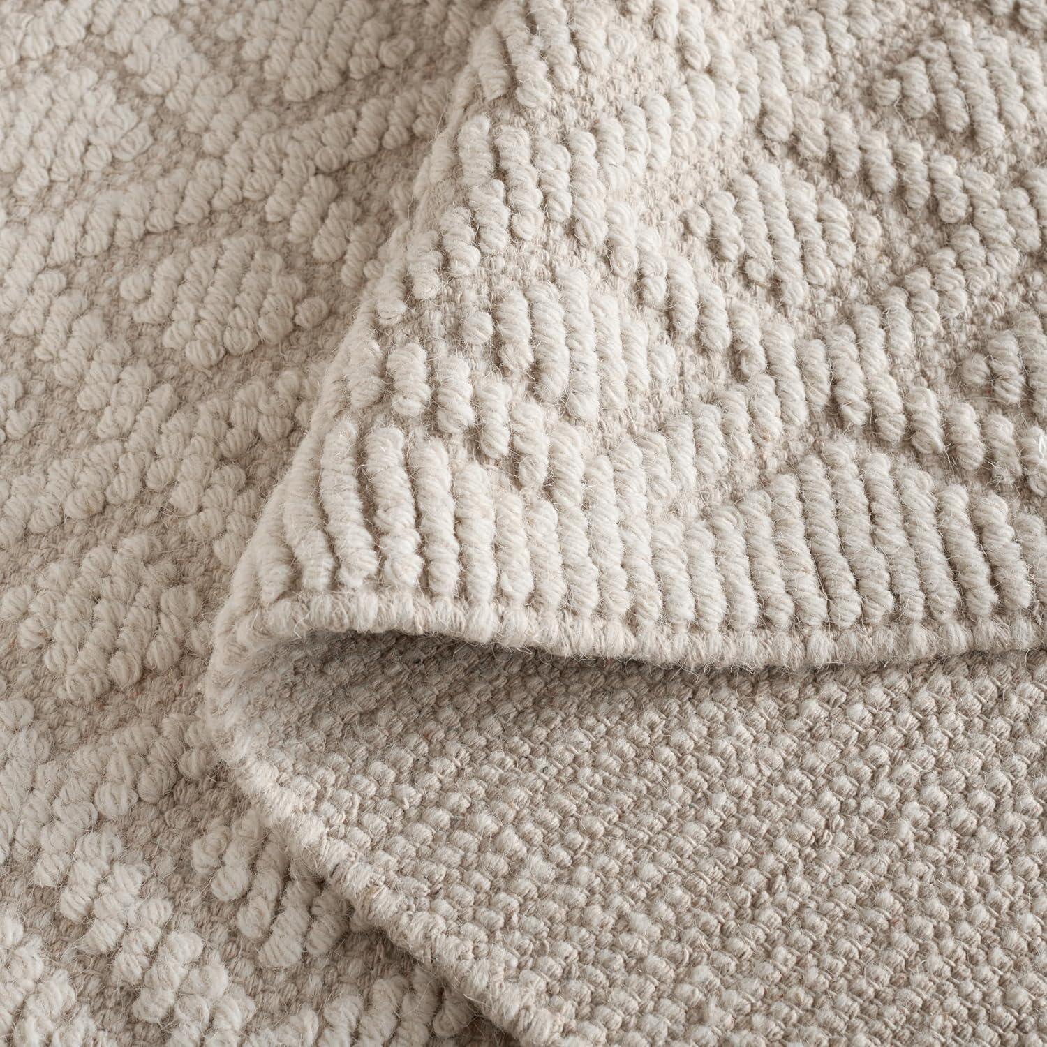 imageMartha Stewart x SAFAVIEH Area Rug Collection 4 x 6 Ivory Handmade Wool Ideal for Living Room Foyer Bedroom Accent Space MSR3504AIvory