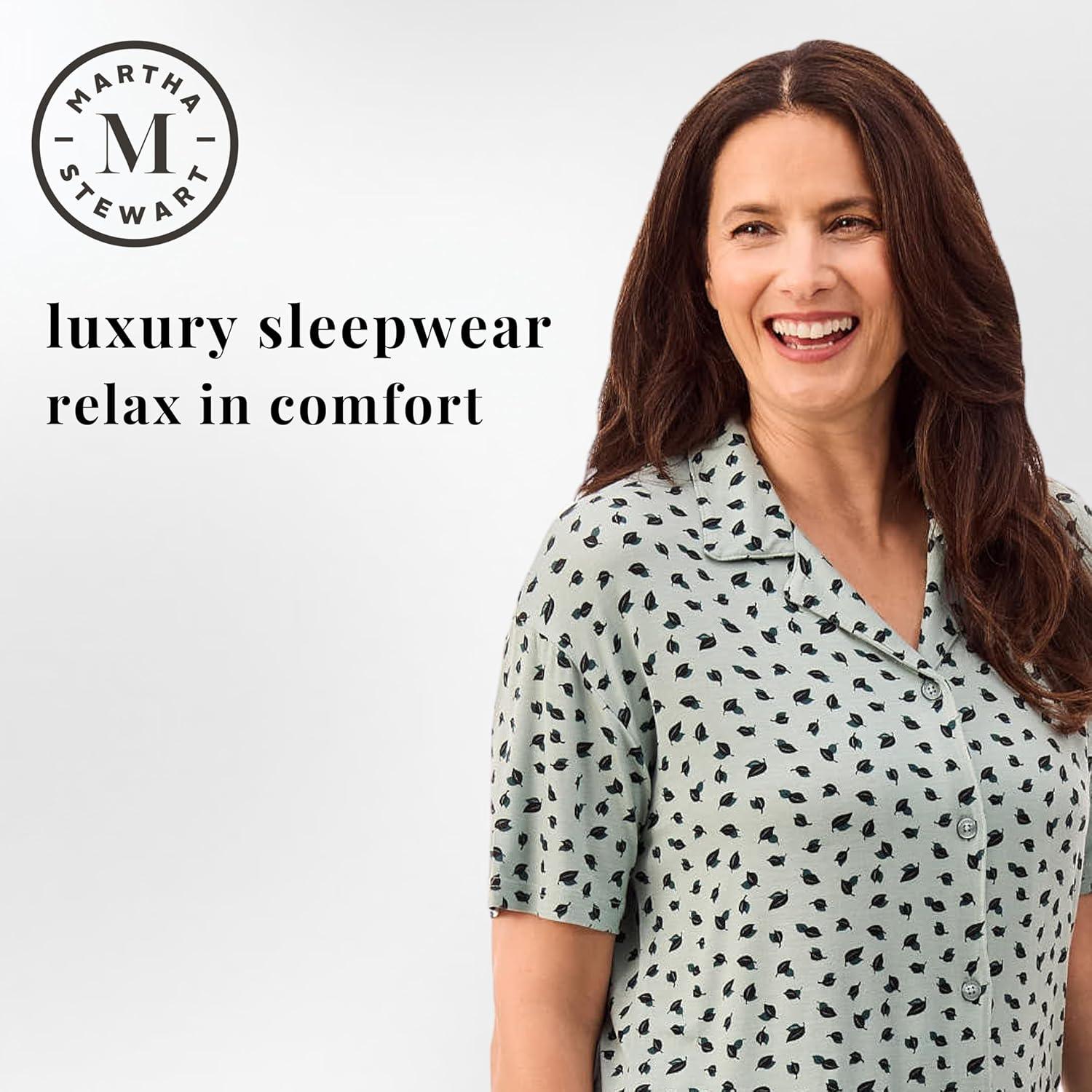 imagePeace Love ampamp Dreams Martha Stewart Womens Capri Pajama Set Lightweight Rayon Sleepwear Short SleeveGreen Leaf