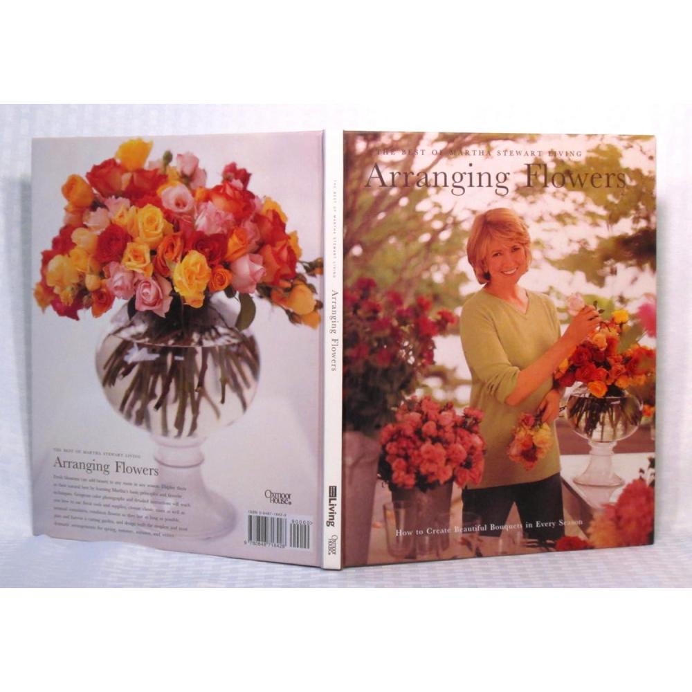 imageArranging Flowers The Best of Martha Stewart Living