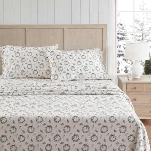 Martha Stewart – Flannel Sheets Full Size, Anti-Pilling & Wrinkle Resistant Cotton, Touchably Soft for All-Season Comfort – Bed Sheets with Matching Pillowcases & Fitted Sheet (Holiday Bows Red)(Wreaths & Mistletoe Green)